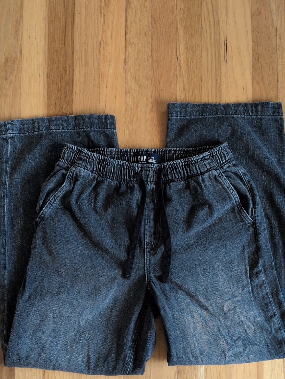 GAP Women's Relaxed Drawstring Jeans